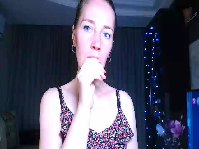 Live sex webcam photo for Oly_nice_ #260920524