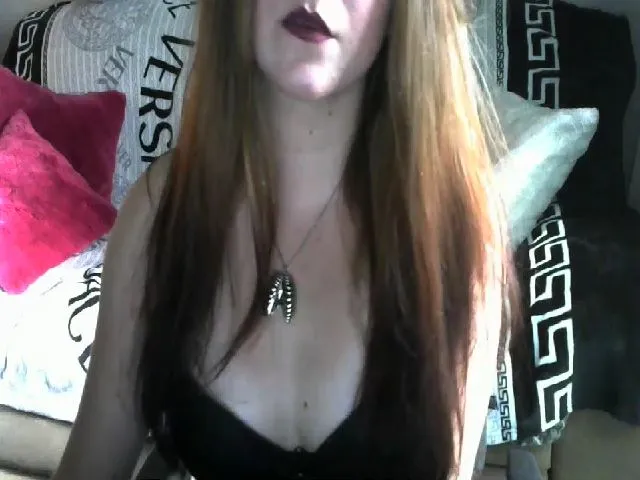 Live sex webcam photo for Insomniya #261415599