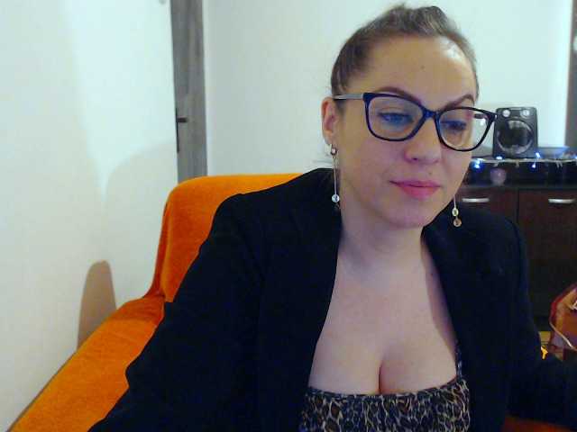 Live sex webcam photo for ellasolemn #241290822