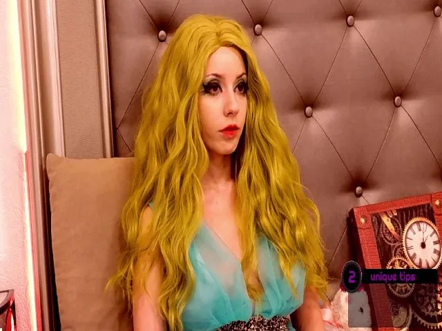 Live sex webcam photo for FreyaGold #265131228