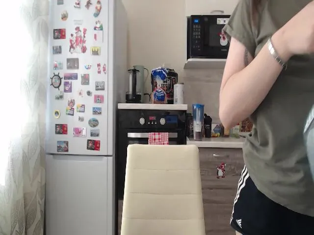 Live sex webcam photo for WonderXGirlXX #262051195