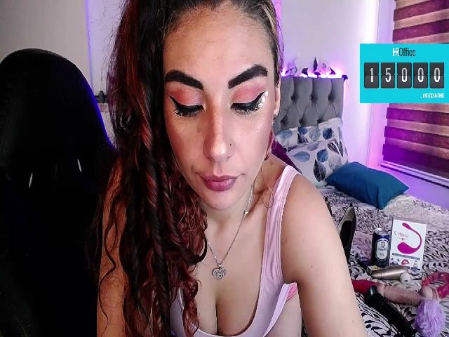 Live sex webcam photo for Cristal_19 #264862211