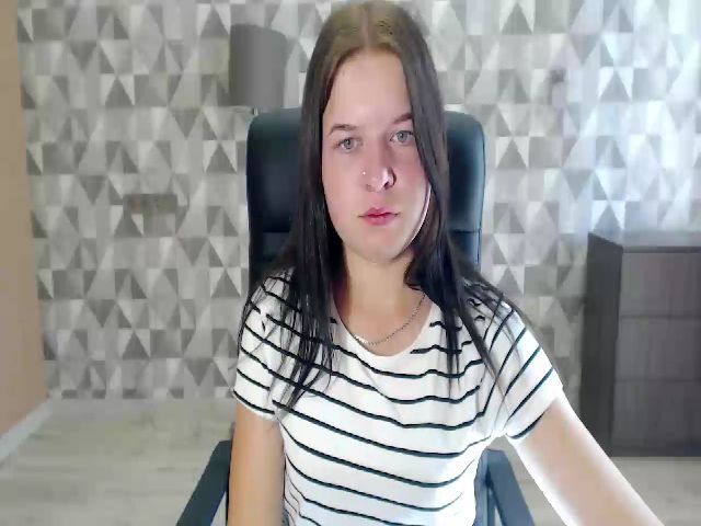 Live sex webcam photo for AnnaFols #257366714