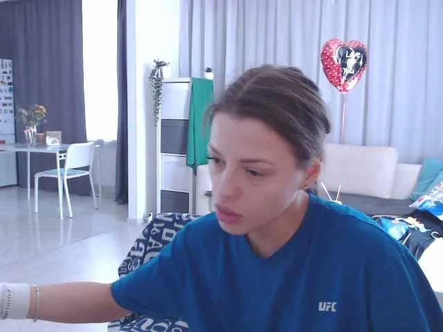 Live sex webcam photo for BugaGirls #242926707