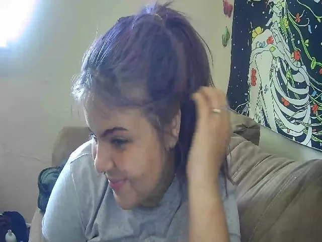 Live sex webcam photo for Lilmisspurp #256398610