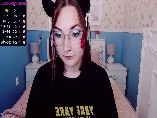 Live sex webcam photo for WinonaCooper #251799182