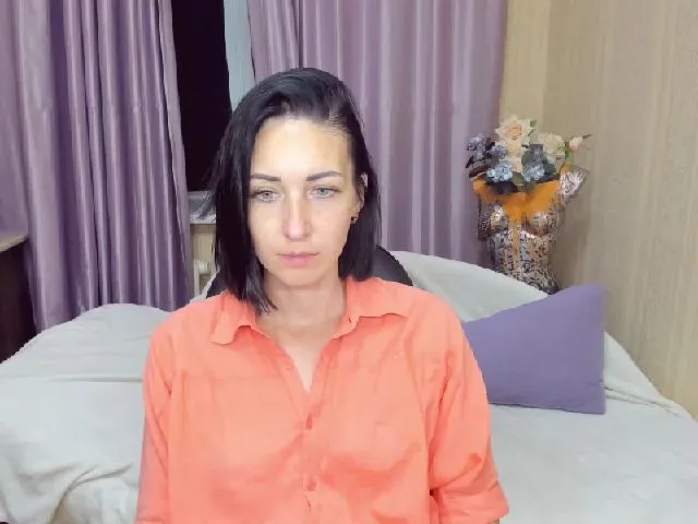 Live sex webcam photo for DorothyRoze #260628908