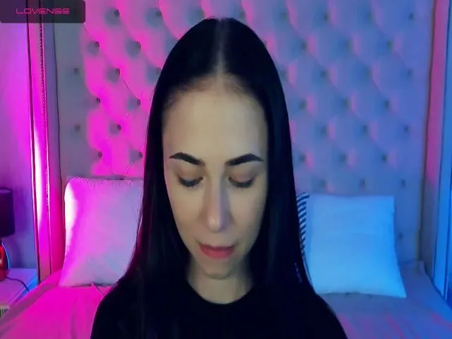 Live sex webcam photo for MilkaBabyDoll #255712989