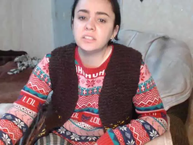 Live sex webcam photo for Katernia48 #240901438