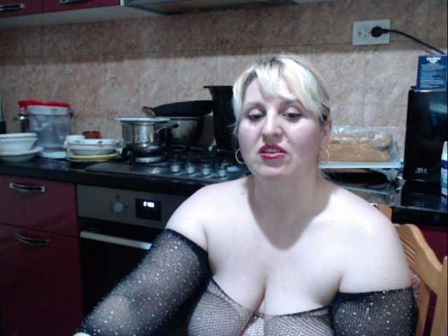 Live sex webcam photo for bellamaia #241314299