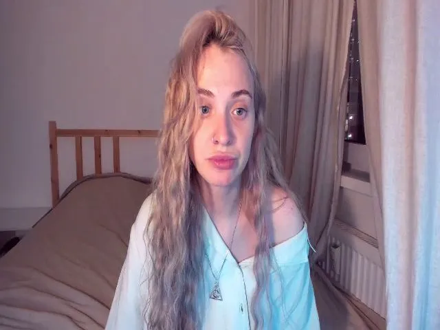 Live sex webcam photo for Uvirtualfrnd #258812482