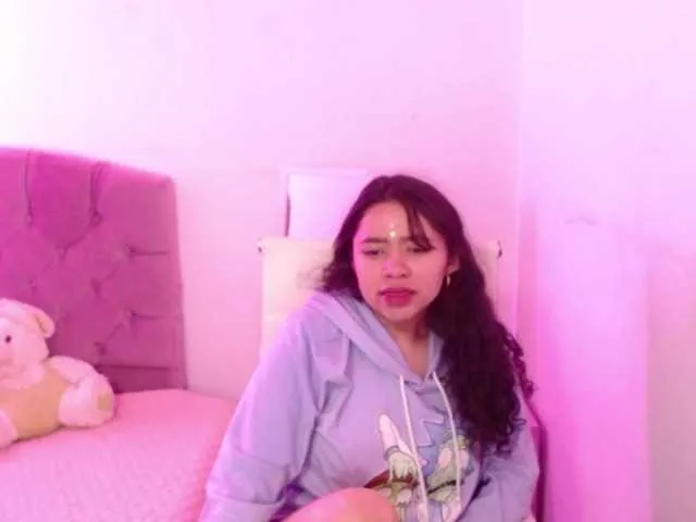 Live sex webcam photo for scarlet-gold #248181000