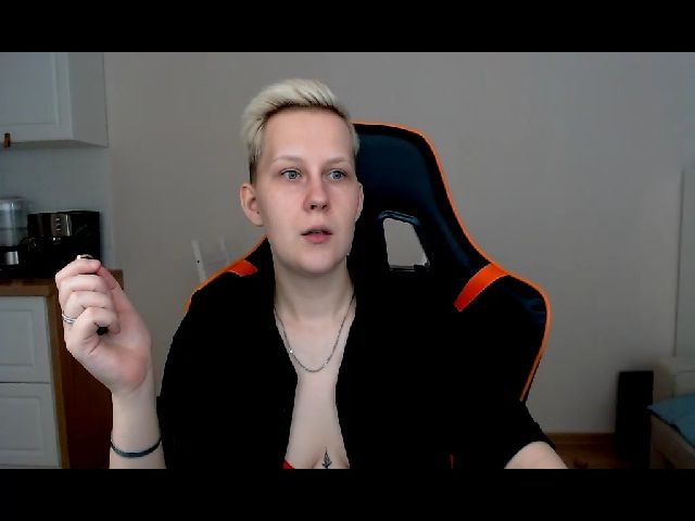 Live sex webcam photo for Oh_daisy #264878455