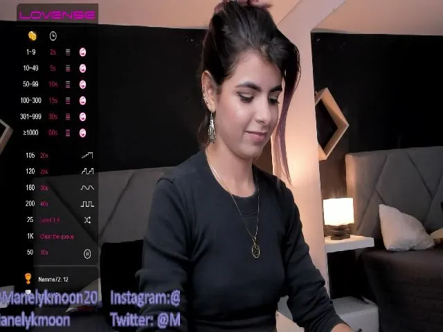 Live sex webcam photo for Manelyk_m #256418884