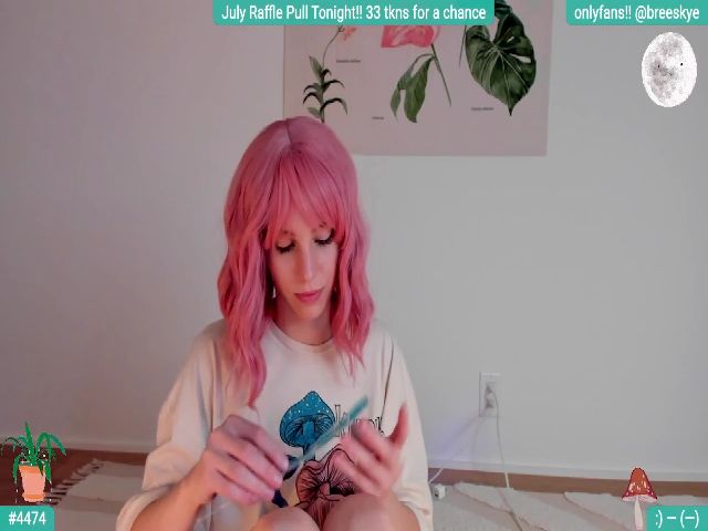 Live sex webcam photo for BreeSkye #262523867
