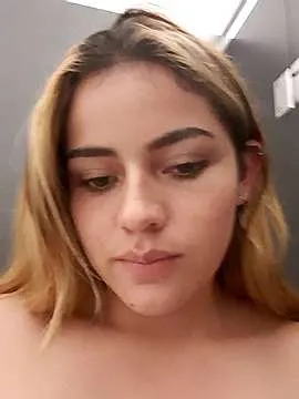 Live sex webcam photo for ANGELFACEOF1 #242563439