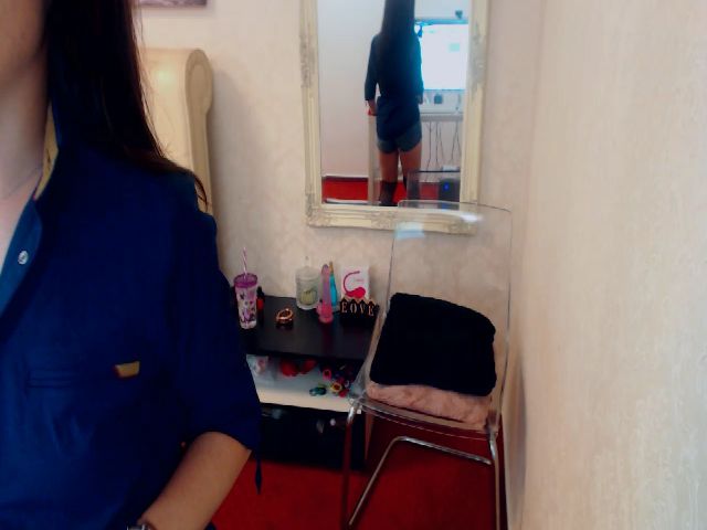 Live sex webcam photo for AlishaPacari #253237147