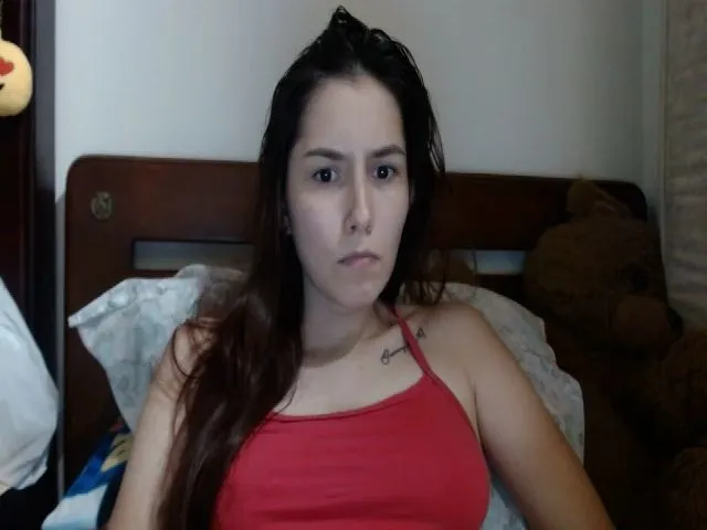 Live sex webcam photo for Girlhot29 #252952982