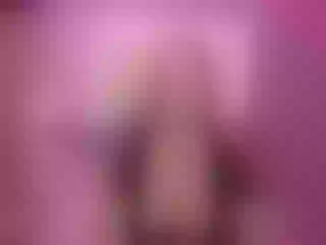 Live sex webcam photo for PtiMermaid #263484211