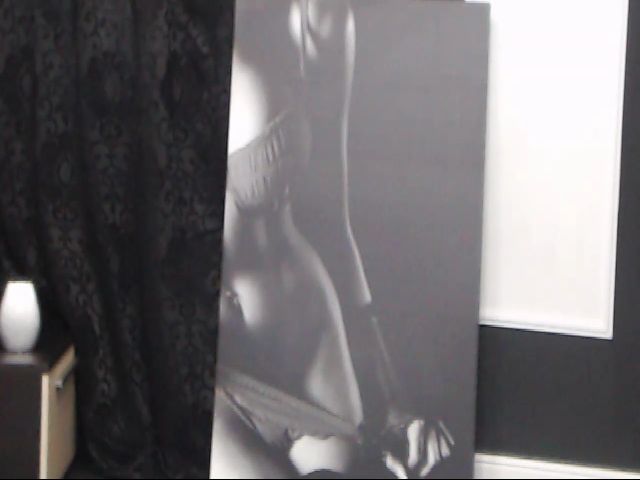 Live sex webcam photo for EvaSweetyMe #255018936