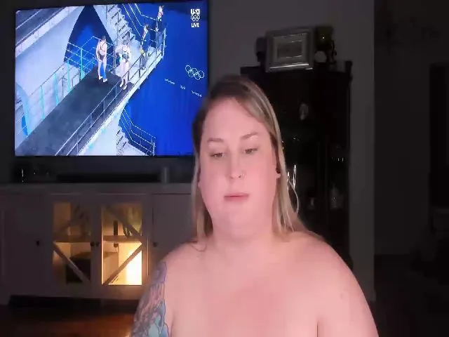 Live sex webcam photo for Mari_Jae #264739133