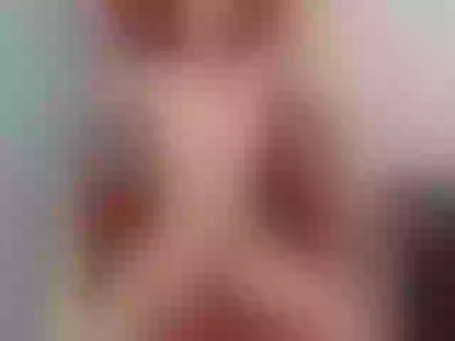 Live sex webcam photo for BlowMommy #241306216