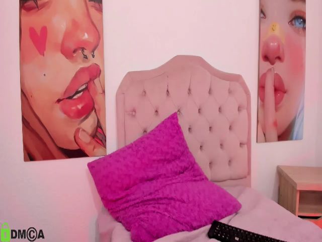 Live sex webcam photo for Evee_j #258751864