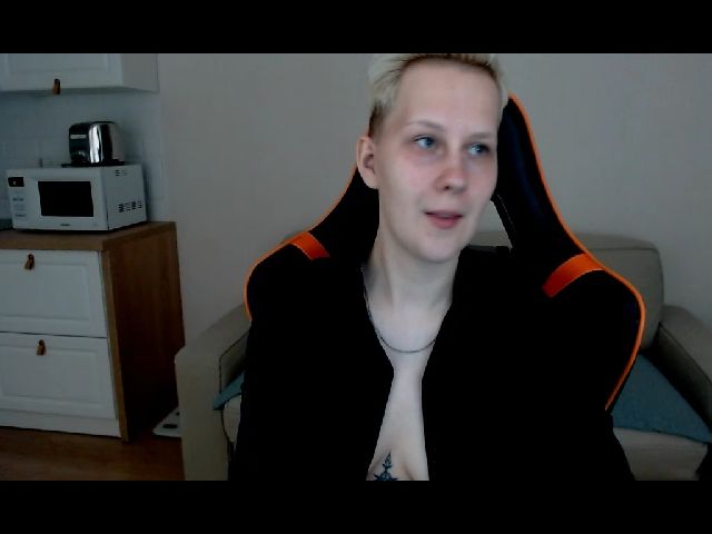 Live sex webcam photo for Oh_daisy #262337284