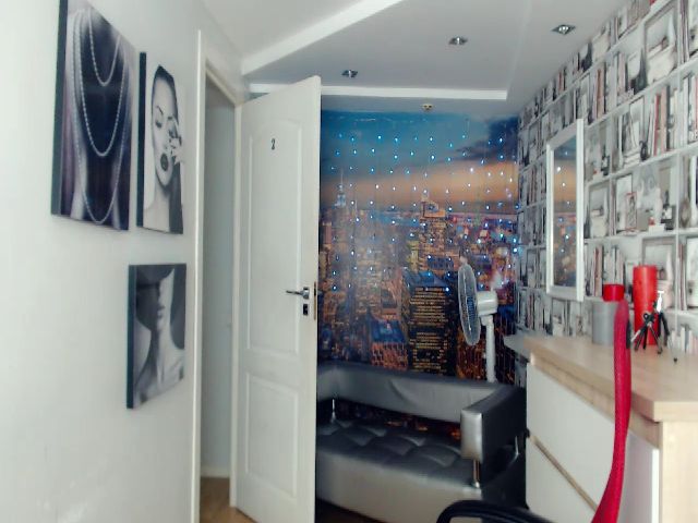 Live sex webcam photo for Lovely_della #263763585