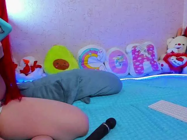 Live sex webcam photo for KiraLiLime #287989899