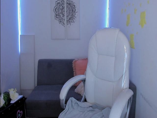 Live sex webcam photo for Connie__jones #265191098