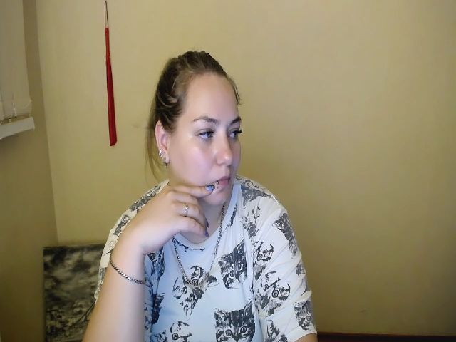 Live sex webcam photo for StellaJ_ #253237325