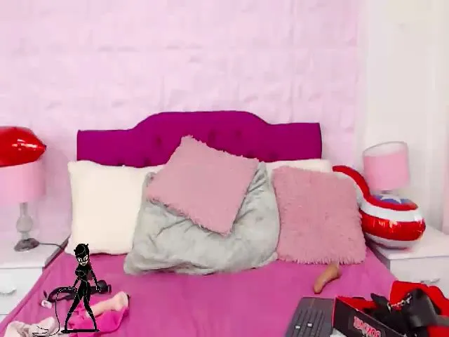 Live sex webcam photo for Sofia_Tayler #252359011