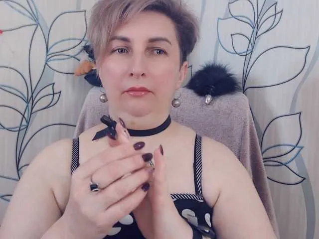 Live sex webcam photo for DepravedMadam #241855863