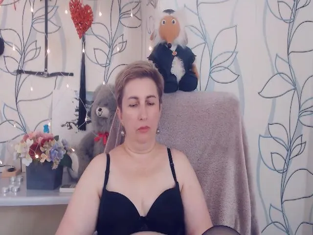 Live sex webcam photo for DepravedMadam #265431492