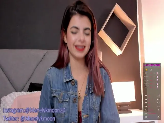 Live sex webcam photo for Manelyk_m #259412701