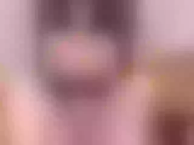 Live sex webcam photo for AliceMuller #287873408