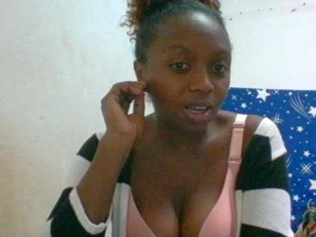 Live sex webcam photo for coco-popo #241360194