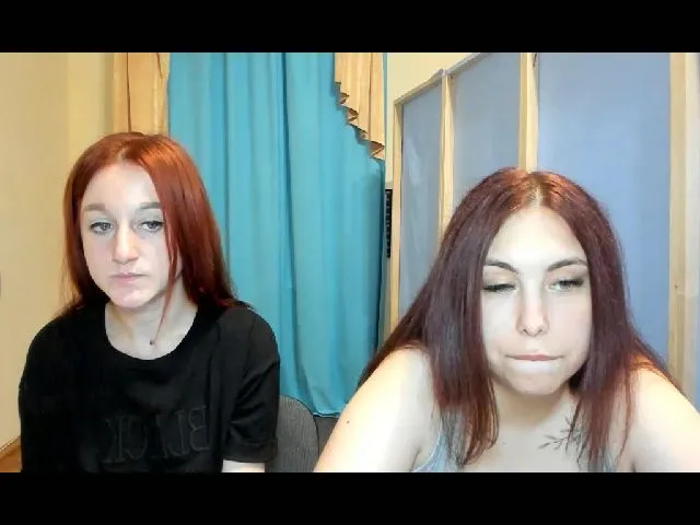 Live sex webcam photo for BeautiAmber #253679319