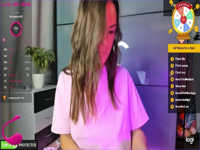 Live sex webcam photo for SexyAsHell01 #262332957