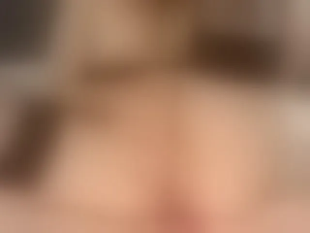 Live sex webcam photo for juliesquirts #262967441