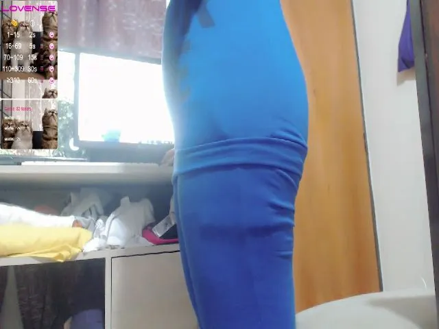 Live sex webcam photo for Meganhill_ #259586195