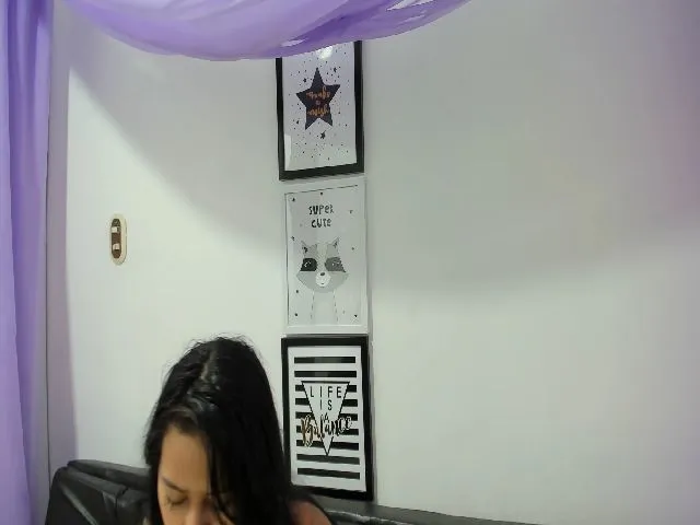 Live sex webcam photo for BIG_ASS_SWEET #256582941