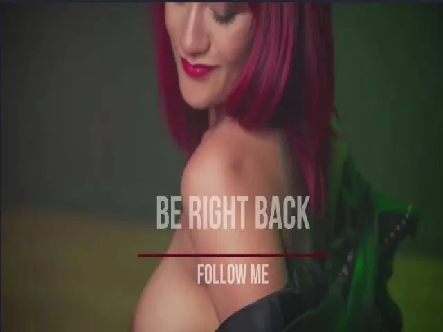 Live sex webcam photo for Rosesmith1x #253564321