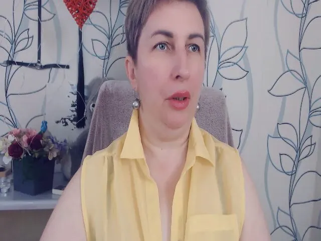Live sex webcam photo for DepravedMadam #257980365