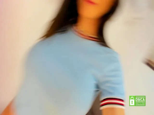 Live sex webcam photo for LuvGeorgia #252893730