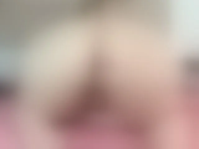 Live sex webcam photo for suggar-milf #255133585