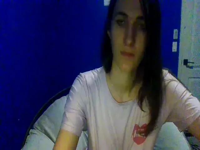 Live sex webcam photo for HelloVenus1 #252722237