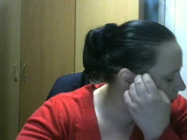 Live sex webcam photo for RealWitch #246357312