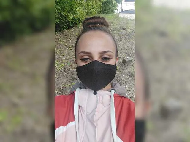 Live sex webcam photo for Elena2206 #242512975